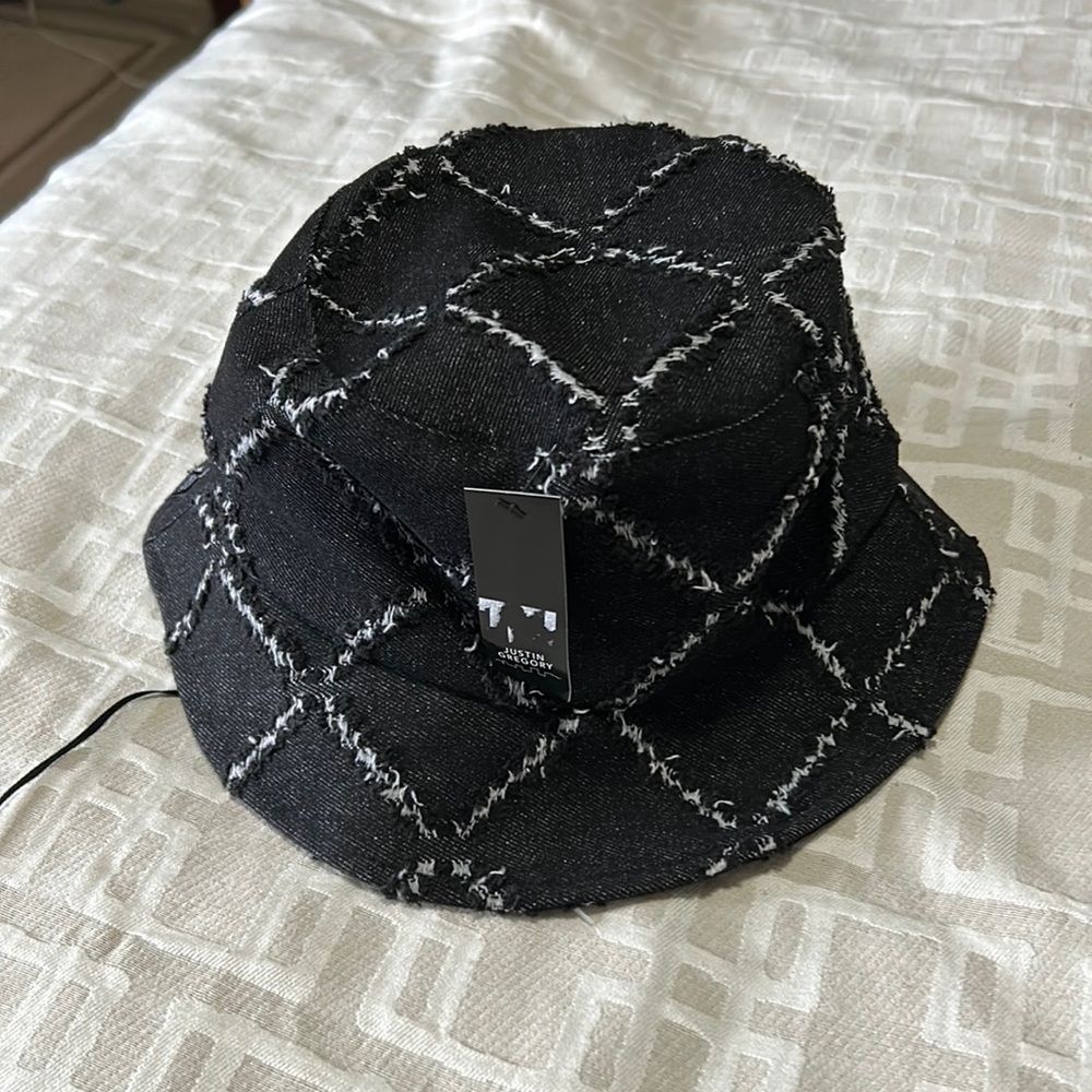 Justin Gregory denim bucket hat nwt